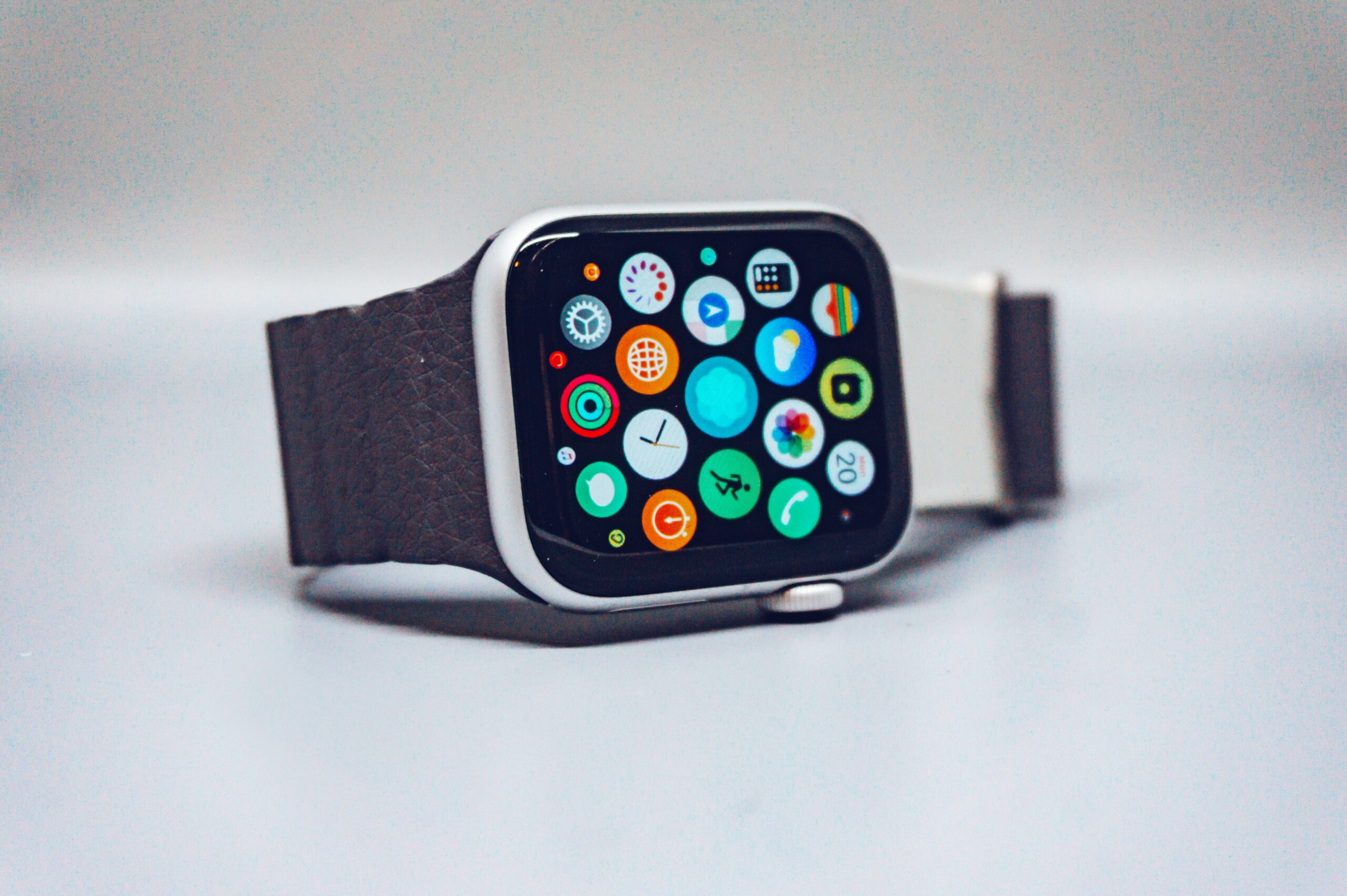 How to Close Apps on Apple Watch