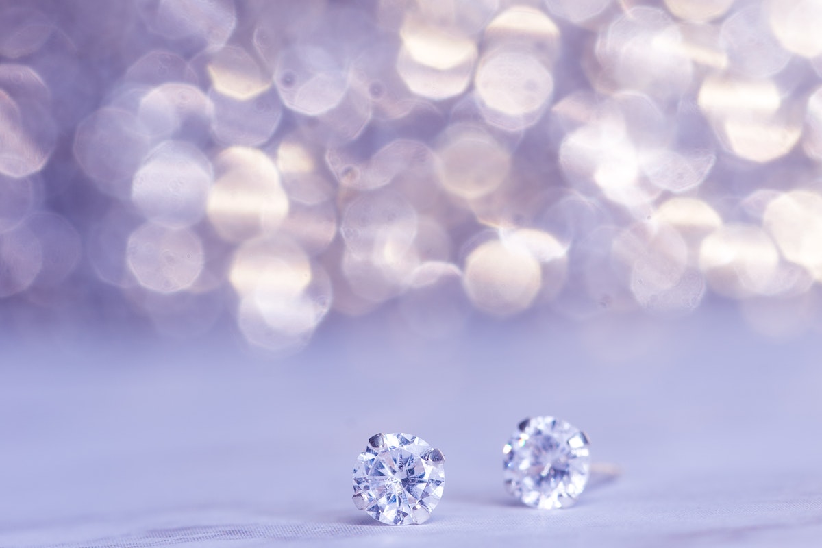 is moissanite better than cubic zirconia
