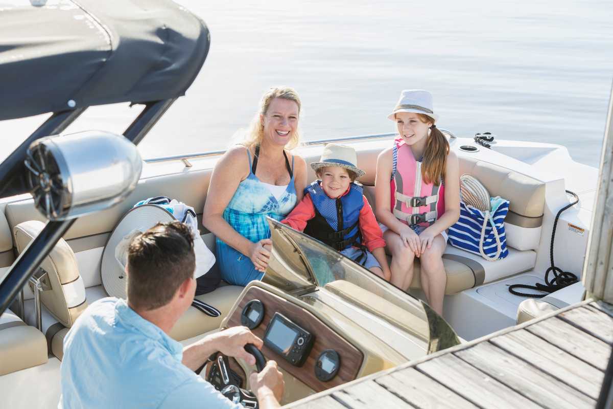 Best Boating Apps to Enhance Your On-Water Experience